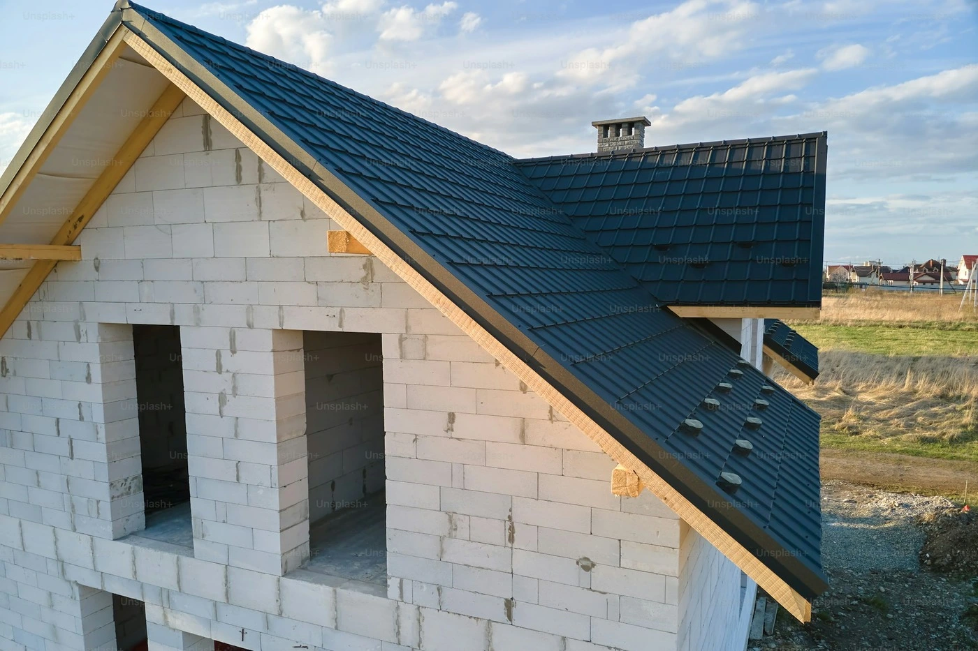 Showing complete house roof